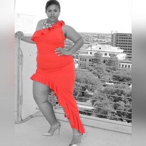 Off-Shoulder Ruffle Cocktail Dress